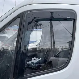 Дефлектори вікон вітровики HIC для Mercedes Sprinter (W906) / Crafter 2006- Вставні Оригінал (MB27-IN) - мініатюра 3