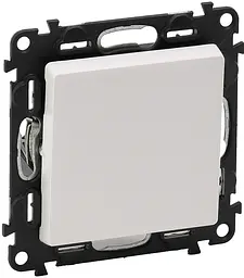 Перемикач проміжний Valena LIFE 10АХ 250V гвинтові клеми білий Legrand osv0002032
