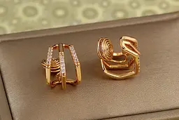 Сережки Xuping Jewelry кулачок 1,5 см золотисті - мініатюра 3