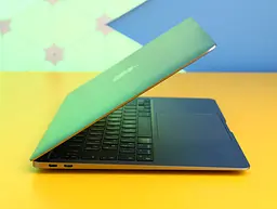 Ноутбук Apple MacBook Air 13` 8/256GB Space Gray 2020 (MGN63) Б/В - мініатюра 3