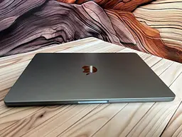 Ноутбук Apple MacBook Air 13.6" 2022 M2/24/512 (MXL579W0R4) Б/в - мініатюра 8