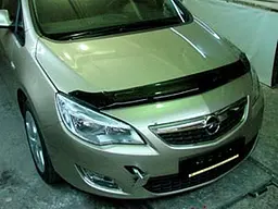 Дефлектор капоту мухобійка для OPEL Astra 2010-, хб, темний, довгий