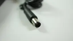 Блок живлення для ноутбука HP 18.5V, 4.9A, 90W, 7.4x5.0-PIN, black (без кабеля!) - мініатюра 4