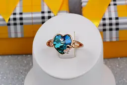 Кільце Xuping Jewelry сердечко Сваровскі блакитне в обідку р 17 золотисте - мініатюра 4