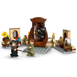Конструктор LEGO Harry Potter Замок Гоґвортс: Лікарняне крило 907 деталей (76463) - мініатюра 2