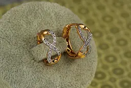 Сережки Xuping Jewelry Вісімки з родієм 1.8 см золотисті - мініатюра 2