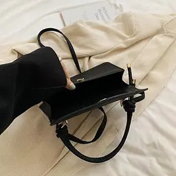 Кросбоді каркасне з еко-шкіри Lilly P1-86148A чорне - мініатюра 6