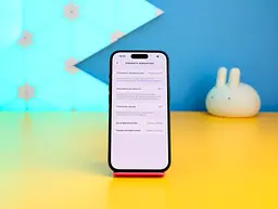 Смартфон Apple iPhone 15 256GB Black (MTP63) Б/У [142434] - мініатюра 3