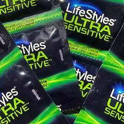 Тонкі презервативи LifeStyles Ultra Sensitive - мініатюра 3