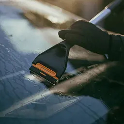 Щітка-скребок коротка Fiskars Plus (1078495) - мініатюра 5