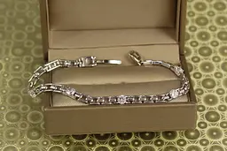 Браслет Xuping Jewelry Манхеттен з круглими каменями 19,5 см 5 мм сріблястий