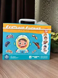 Магнітна книга костюми професії для дітей набір магнітний конструктор з картками дитяча розвиваюча гра - мініатюра 2