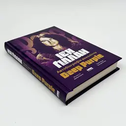 Автобіографія вокаліста Deep Purple — Ієн Ґіллан | Наш Формат, книга українською, нова, тверда - мініатюра 2