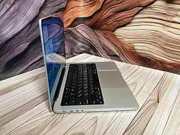 Ноутбук Apple MacBook Pro 14" 2021 M1 Pro/32GB/512GB (MXMXWWWK9P-1) Б/в - мініатюра 4