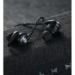 Бездротові навушники Remax RB-S10 Micro-USB Bluetooth V4.1/8h Black - мініатюра 3