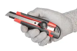 Ніж сегментний будівельний висувний Intertool 18 мм гвинтовий прогумований HT-0503 - мініатюра 8