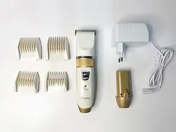 Машинка для стрижки з двома акумуляторами Geemy GM-6001 триммер з насадками кераміко-титанієві ножі - мініатюра 2