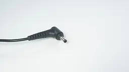 Блок живлення для ноутбука Lenovo 20V, 2.25A, 45W, 4.0x1.7mm, Квадратний, Black (ADL45WCG) (з вилкою!) - мініатюра 3
