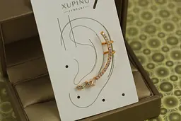 Сережки кафи Xuping Jewelry зігнута доріжка 3,3 см золотисті