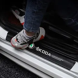 Захисна плівка накладка на пороги для Skoda Чорний Карбон 4 шт - мініатюра 6