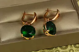 Сережки підвіски Xuping Jewelry із великим зеленим каменем 2,8 см золотисті - мініатюра 2