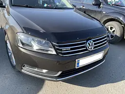 Дефлектор капоту мухобійка Volkswagen Passat B7 2011-2015 (FH-VW43)
