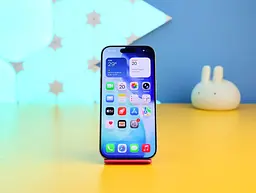 Смартфон Apple iPhone 16 Pro 128GB Natural Titanium (MYNG3) Б/У [175237] - мініатюра 2
