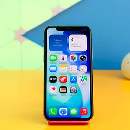 Смартфон Apple iPhone 11 Pro 256GB Gold (MWCP2) Б/В [162782]