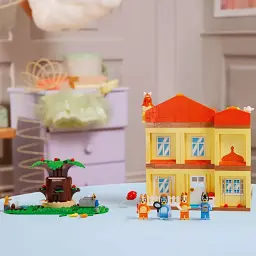 Конструктор LEGO Bluey Родинний дім Блуї 382 деталі (11203)  - мініатюра 8
