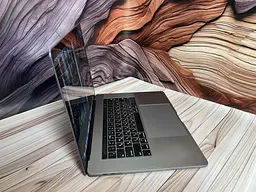 Ноутбук Apple MacBook Pro 15" 2018 i7-8850H/32/512 (C02Y13FFJGH6) Б/в - мініатюра 4