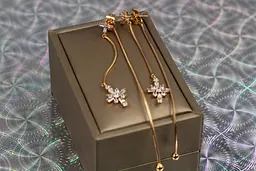 Сережки гвоздики Xuping Jewelry троянда вітрів 9 см золотисті