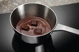 Electrolux Варильна повверхня індукційна, 80см, розширена зона, вбудована витяжка, Hob2Hood, чорний - мініатюра 9