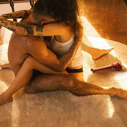 Вібромасажер Dorcel Man.wand Edgy, 30 см (червоний) - мініатюра 6