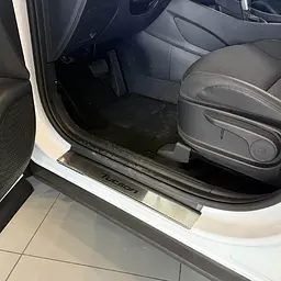 Накладки на пороги для Hyundai Tucson (NX4) 2021- Нержавіюча сталь із загином та Логотипом 4 шт (Premium P-HY35) - мініатюра 3