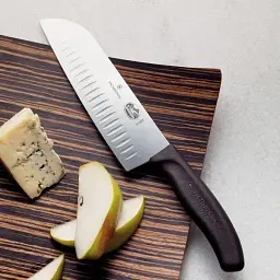 Кухонний ніж Victorinox Fibrox Santoku 17 см Black (5.2523.17) - мініатюра 2