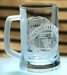 Пивний келих 660 мл Манчестер Юнайтед FC Manchester з гравіюванням подарунок для фаната футбольний кухоль Роналдо - мініатюра 2