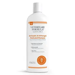 Шампунь Veterinary Formula Clinical Care Antiseptic & Antifungal 473 мл для собак та котів з кетоконазолом