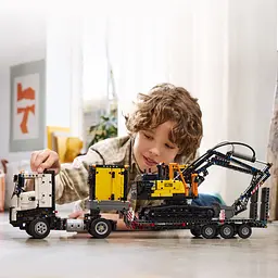 Конструктор LEGO Technic Вантажівка Volvo FMX і Електричний екскаватор EC230, 2274 деталей (42175) - мініатюра 6
