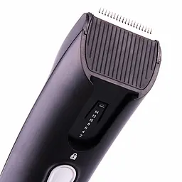 Машинка акумуляторна для стрижки VGR V-015 (Чорний) - мініатюра 4