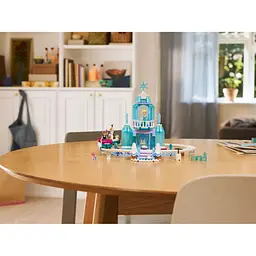 Конструктор LEGO Disney Frozen Крижаний палац Ельзи та веселе катання на санчатах 216 деталей (43281) - мініатюра 6