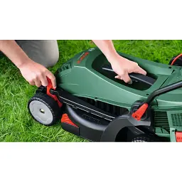 Газонокосарка Bosch UniversalRotak 37-555 1400Вт, 37см, 40л, 27-50мм, 15.5кг (0.600.8A6.501) - мініатюра 6