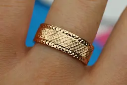 Обручка Xuping Jewelry гранчаста американка 7 мм р 20 золотиста - мініатюра 3