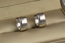 Сережки Xuping Jewelry широкі гладенькі колечки 1,3 см сріблясті
