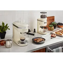 Кавомолка KitchenAid Artisan Almond Cream [5KCG8433EAC] [117747] - мініатюра 10