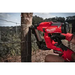 Степлер скобозабивний акумуляторний безщітковий MILWAUKEE, M18 FFUS-0C, скоба 38-51мм (каркас,кейс) - мініатюра 8