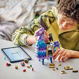 Конструктор LEGO Fortnite Supply Llama 691 деталей (77071) - мініатюра 9