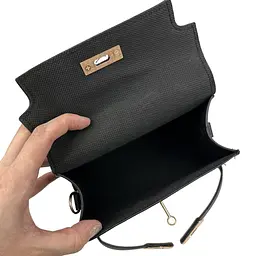 Жіноча сумка через плече крос-боді з екошкіри Lilly P2-14067904A Чорна - мініатюра 12