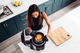 Мультиварка-скороварка Ninja Foodi Max SmartLid Multi-Cooker 7.5 л (OL650EU) - мініатюра 7