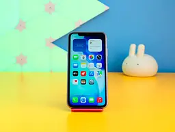 Смартфон Apple iPhone 11 128 ГБ фіолетовий (MWLJ2) б/в [174948] - мініатюра 2