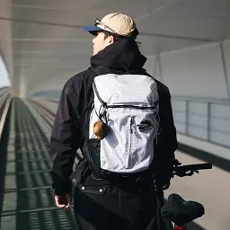 Рюкзак туристичний Naturehike Helium CNK2300BB017, 25 л, чорний (6976507661010) - мініатюра 12